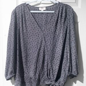 LOFT Outlet Gray Wrap Blouse with 3/4 Sleeves and Tie Front Size XL